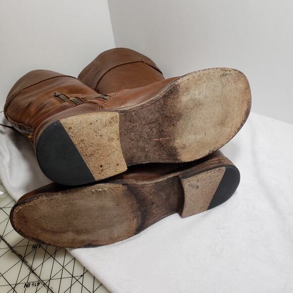 Frye Women’s Phillip Riding Boot 76844, Size 9 B - Picture 9 of 11